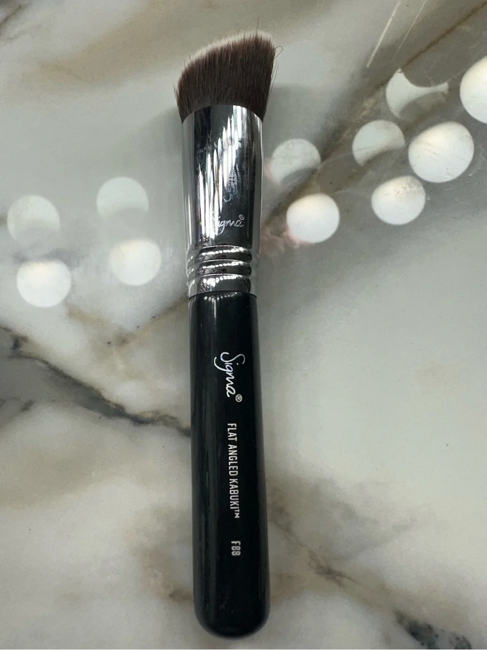 Sigma F88 Flat Angled Kabuki Brush - Black